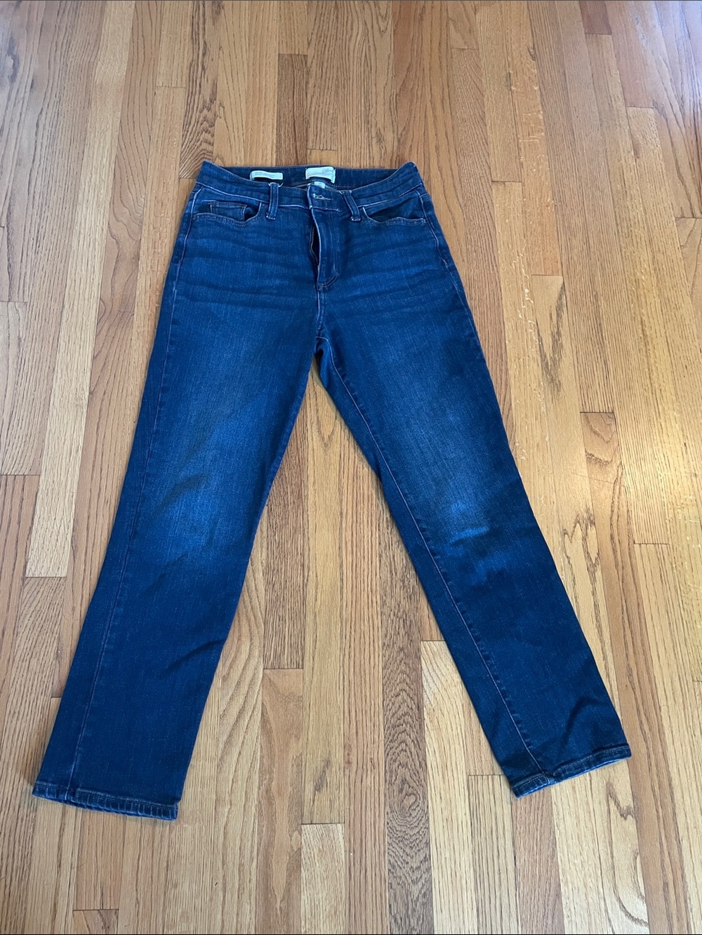 Universal Thread Women's Straight Leg Jeans in Dark Blue